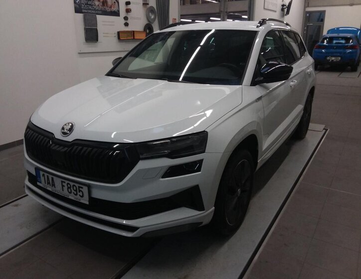 Škoda Karoq SUV 1,5 l 110 kw