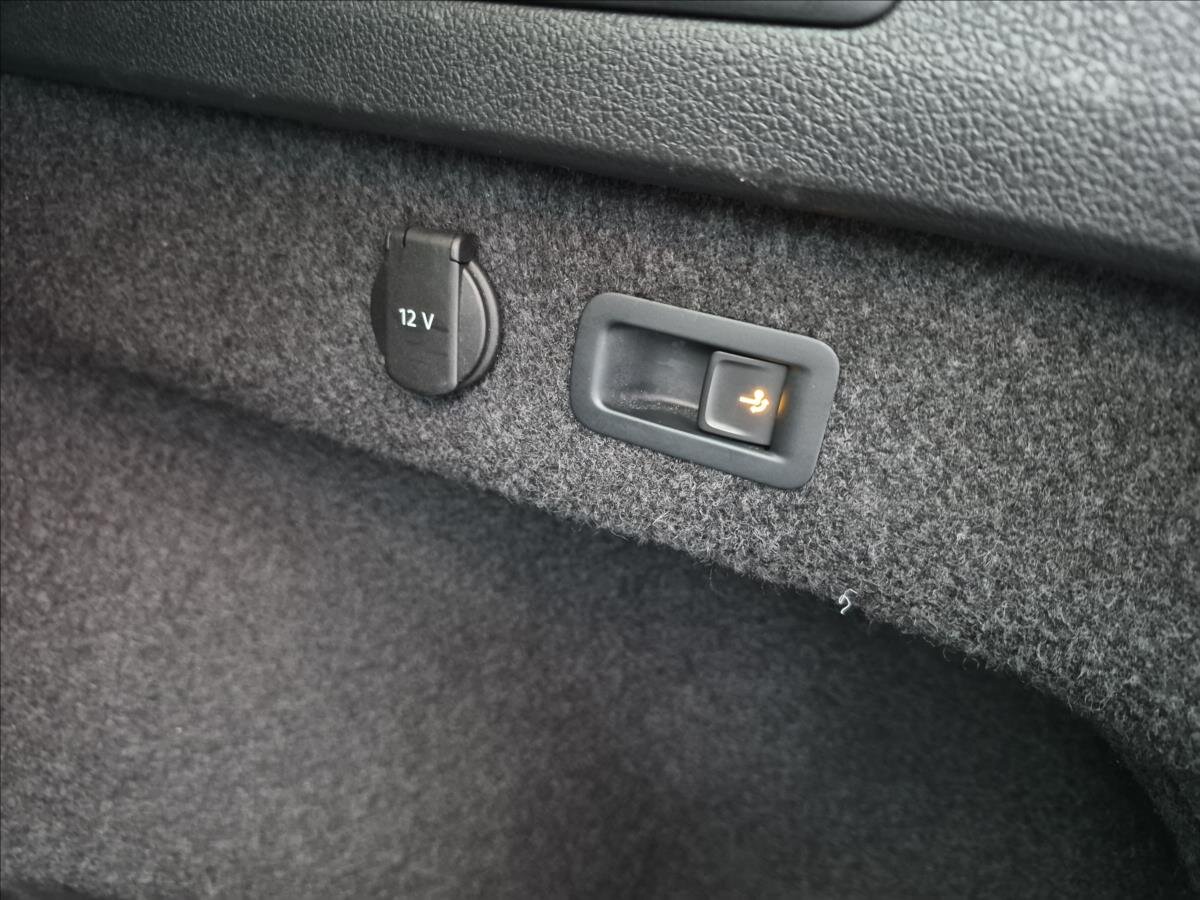 Volkswagen Passat Kombi 2,0 l 110 kw