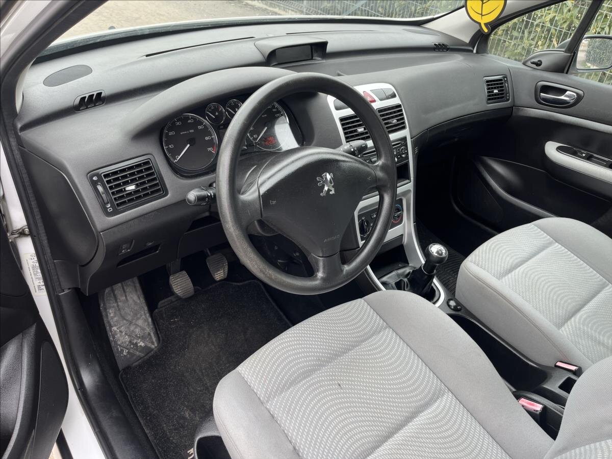 Peugeot 307 Hatchback 1,4 l 65 kw