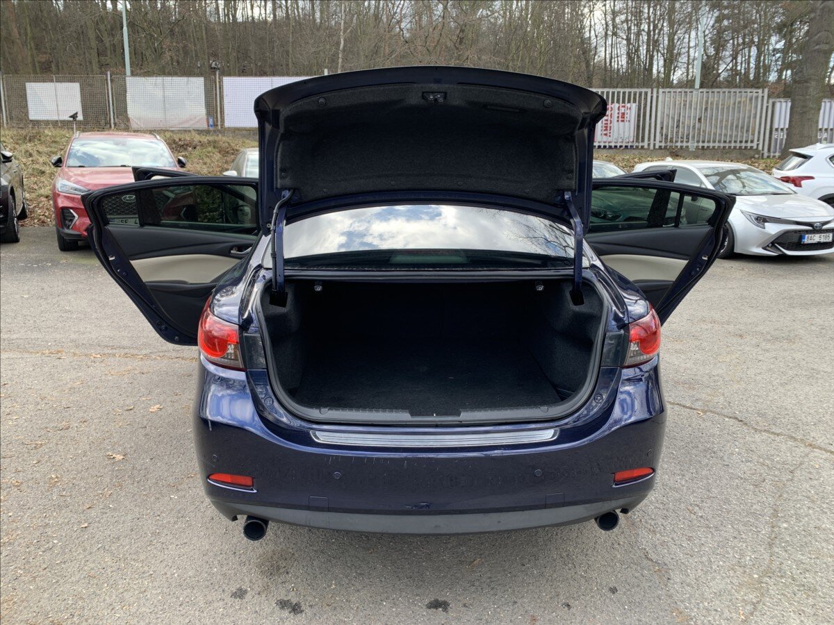 Mazda 6 Sedan / Limuzína 2,2 l 129 kw