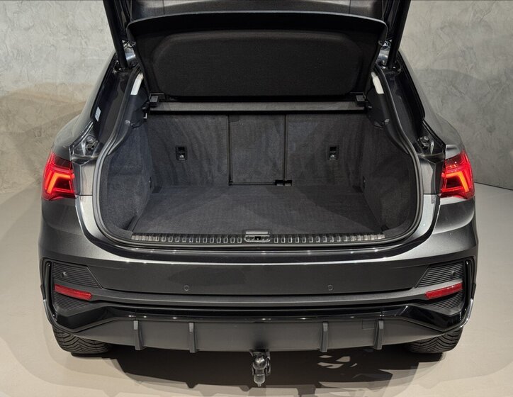 Audi Q3 SUV / Terénní 2,0 l 140 kw