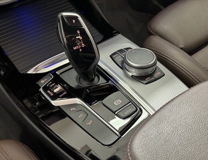 BMW X3 SUV / Terénní 3,0 l 260 kw