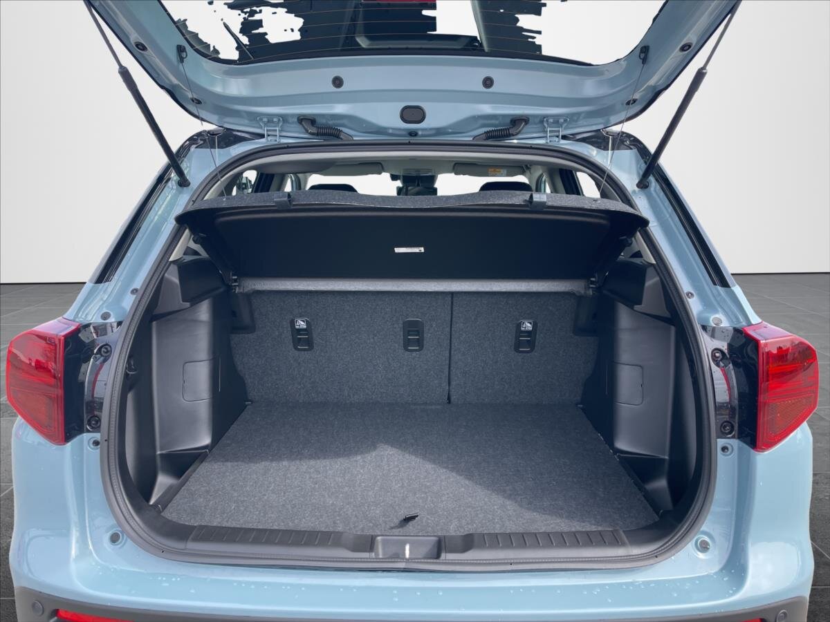 Suzuki Vitara SUV / Terénní 1,4 l 81 kw