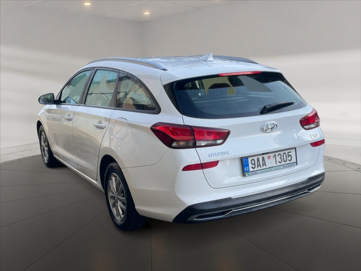 Hyundai i30 Kombi 998,0 88 kw