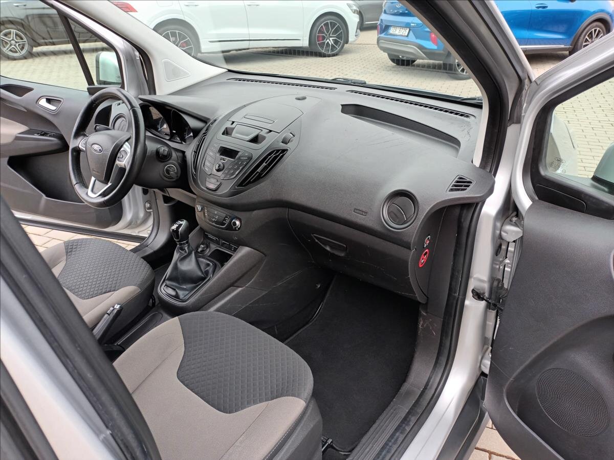 Ford Tourneo Courier MPV 1,5 l 55 kw