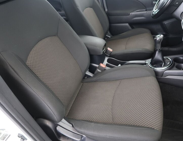 Mitsubishi ASX SUV / Terénní 1,6 l 86 kw