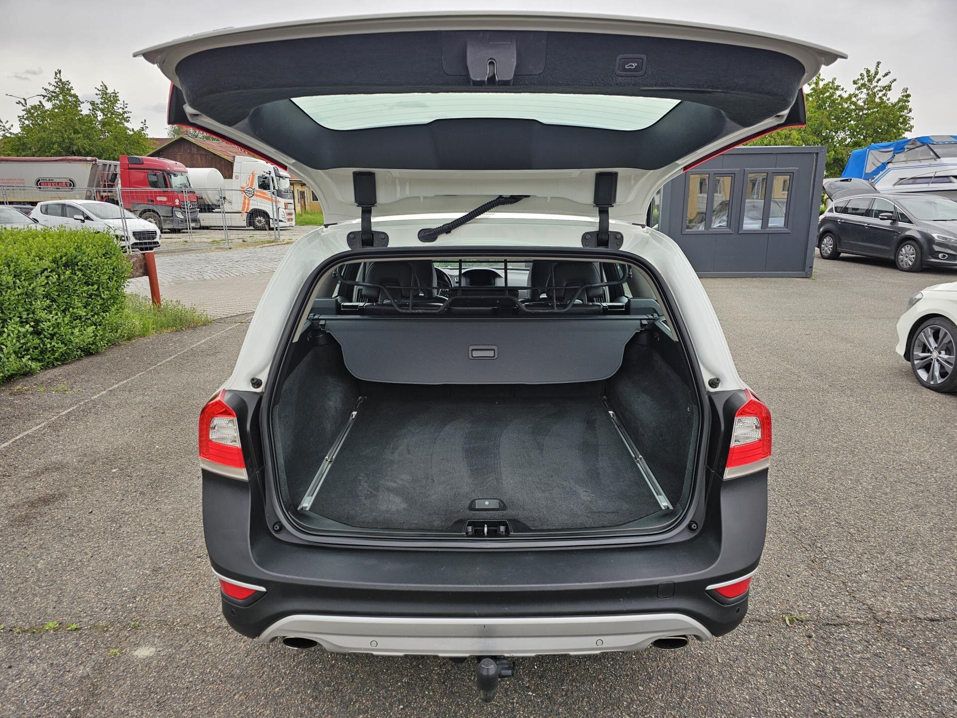 Volvo XC70 Kombi 2,0 l 133 kw