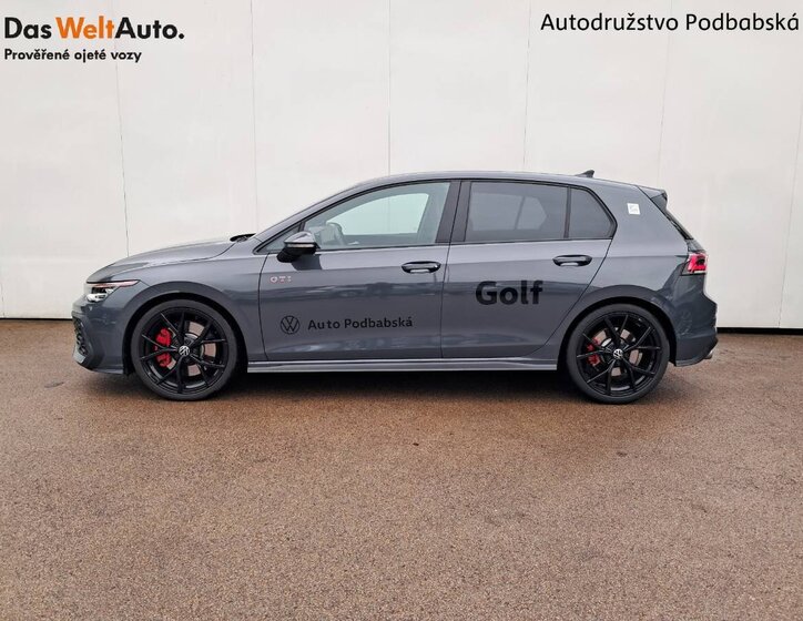Volkswagen Golf Hatchback 2,0 l 195 kw