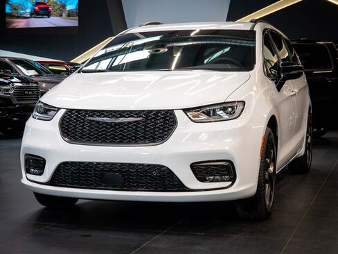 Chrysler Pacifica MPV 3,6 l 221 kw