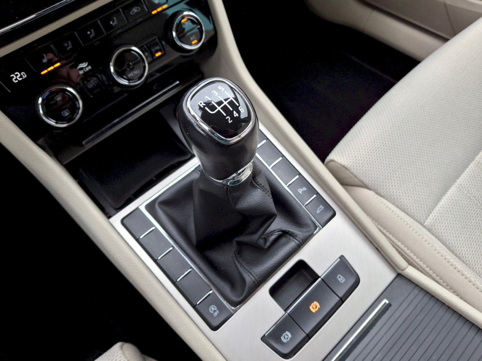 Škoda Superb Sedan 2,0 l 110 kw