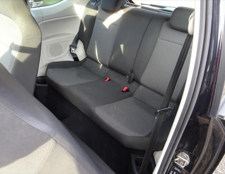 Volkswagen up! Hatchback 999,0 44 kw