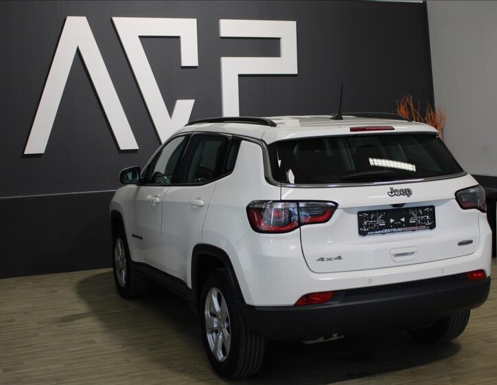 Jeep Compass SUV / Terénní 2,0 l 103 kw