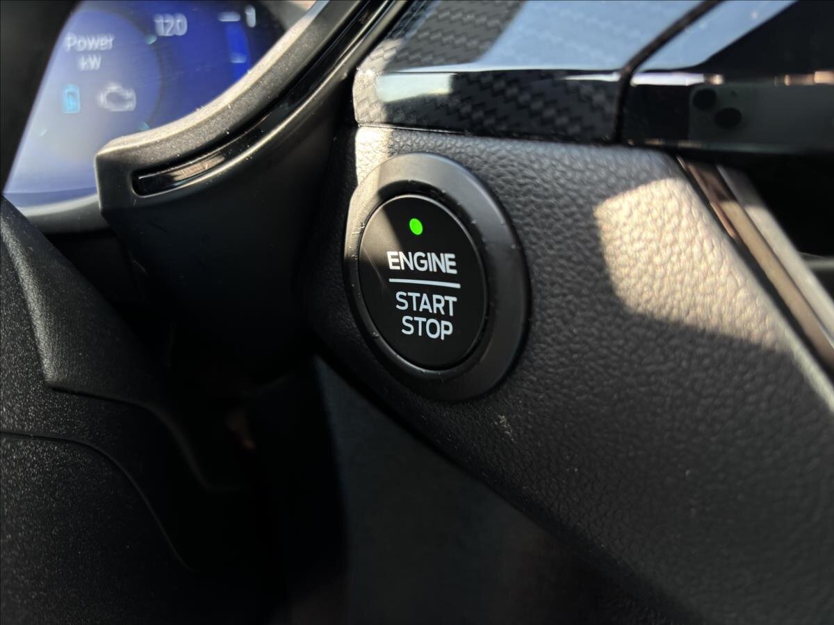 Ford Kuga SUV 2,5 l 140 kw