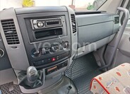 Volkswagen Crafter 9