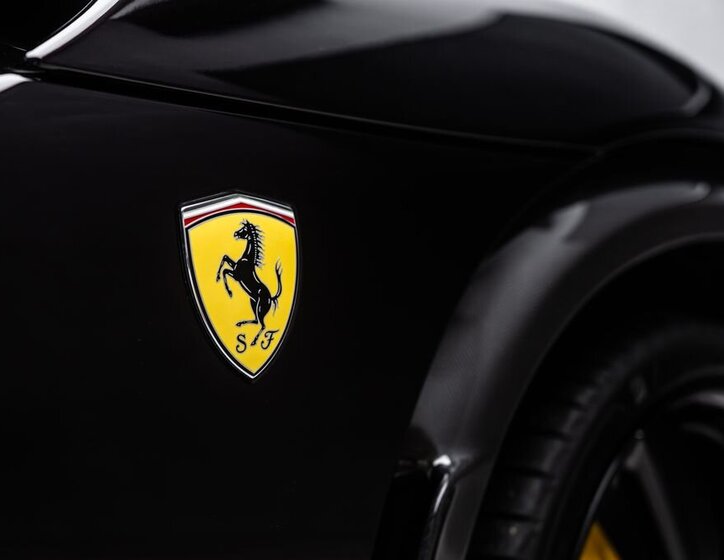 Ferrari Ostatní SUV / Terénní 6,5 l 529 kw