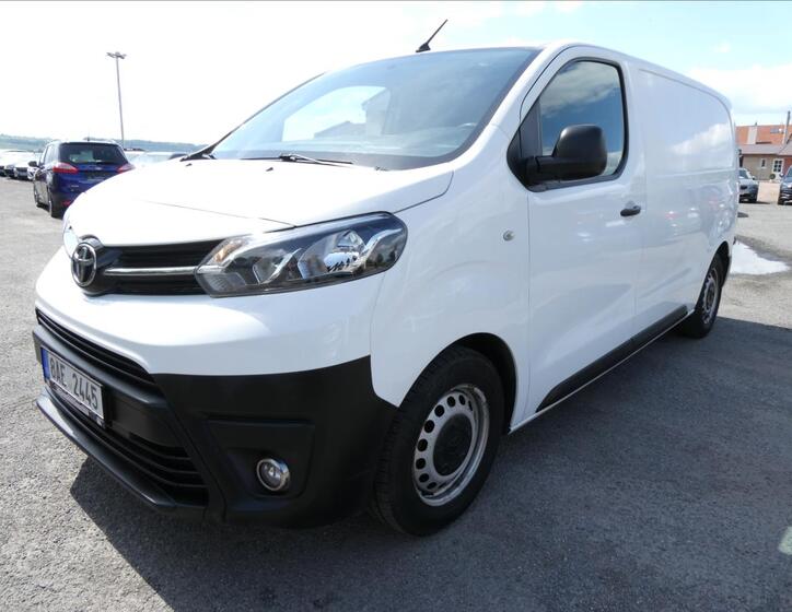 Toyota ProAce 4