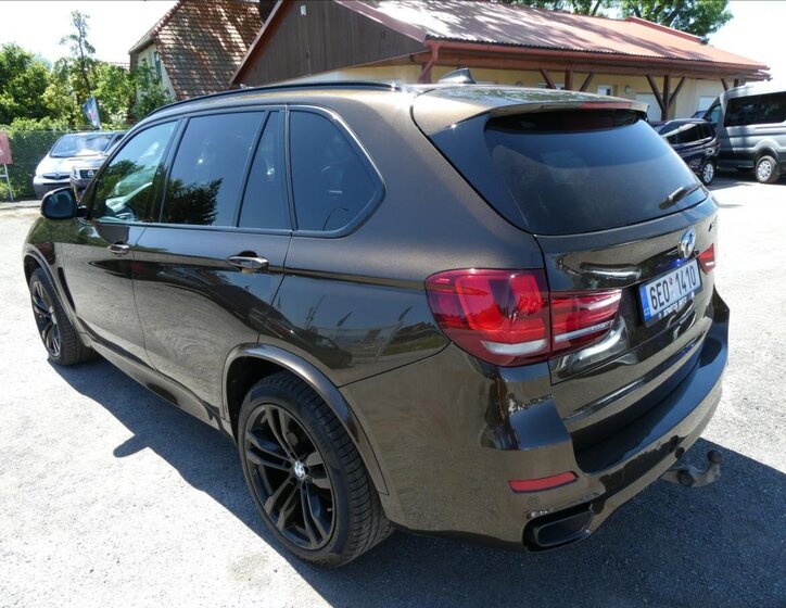 BMW X5 SUV / Terénní 3,0 l 280 kw