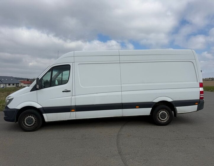 Mercedes-Benz Sprinter Skříň 3,0 l 140 kw