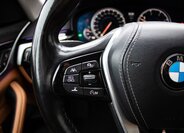 BMW Řada 5 Kombi 3,0 l 195 kw