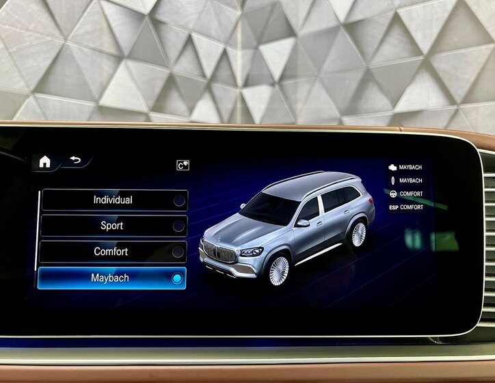 Mercedes-Benz GLS SUV / Terénní 4,0 l 410 kw