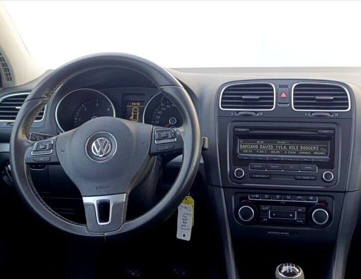 Volkswagen Golf Hatchback 1,6 l 77 kw