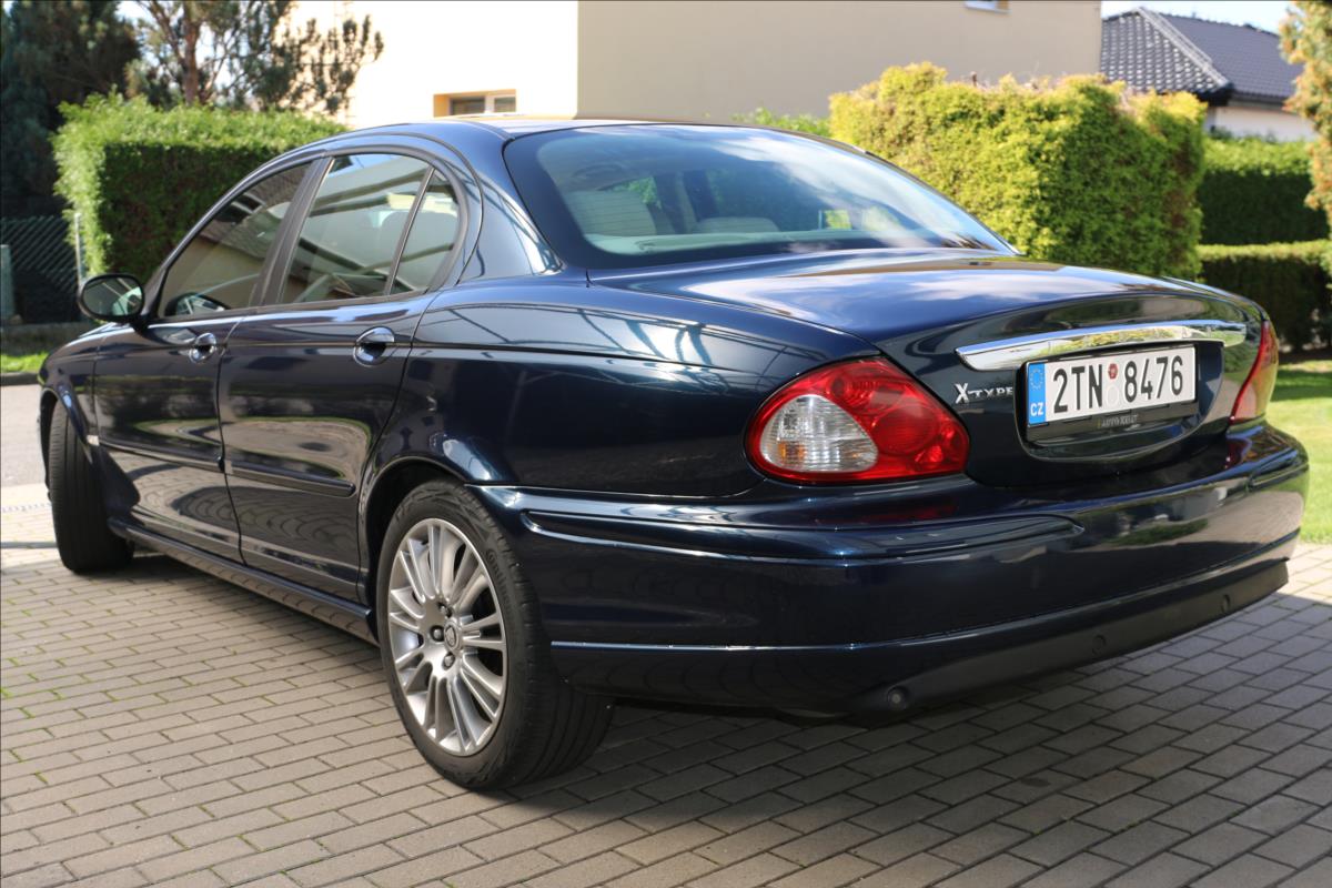 Jaguar X-Type
