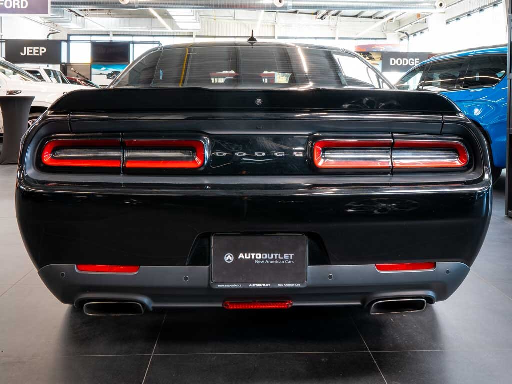 Dodge Challenger Kupé 6,4 l 362 kw