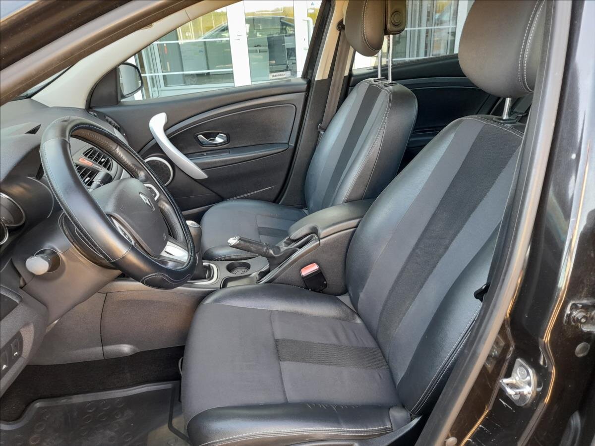 Renault Fluence Sedan / Limuzína 1,6 l 81 kw