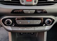 Hyundai i30 Kombi 1,6 l 85 kw