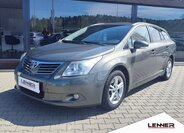Toyota Avensis Kombi 2,0 l 93 kw