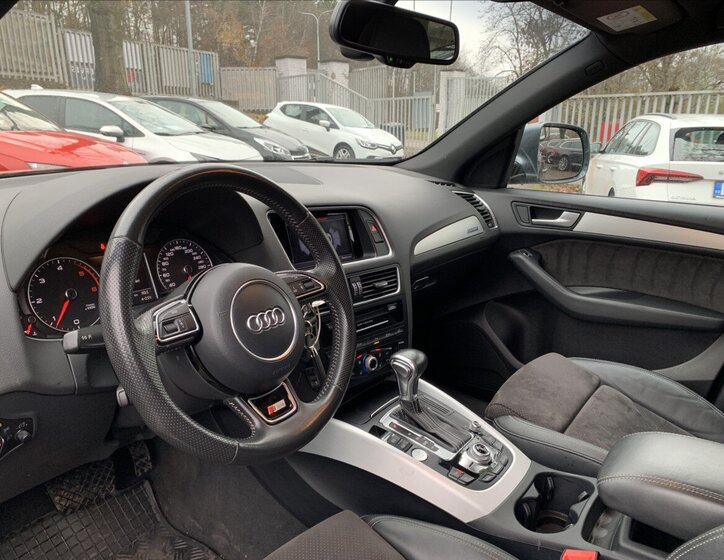 Audi Q5 SUV 2,0 l 140 kw