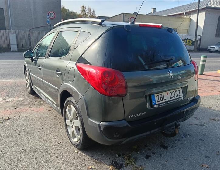 Peugeot 207 9
