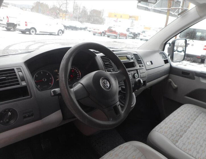 Volkswagen Transporter Valník 2,0 l 75 kw