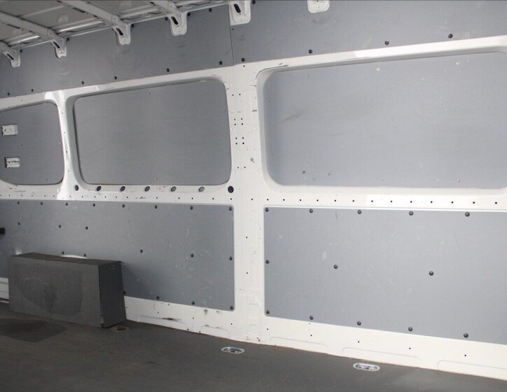 Volkswagen Crafter Skříň 2,0 l 103 kw