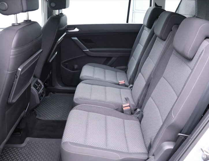 Volkswagen Touran MPV 2,0 l 110 kw