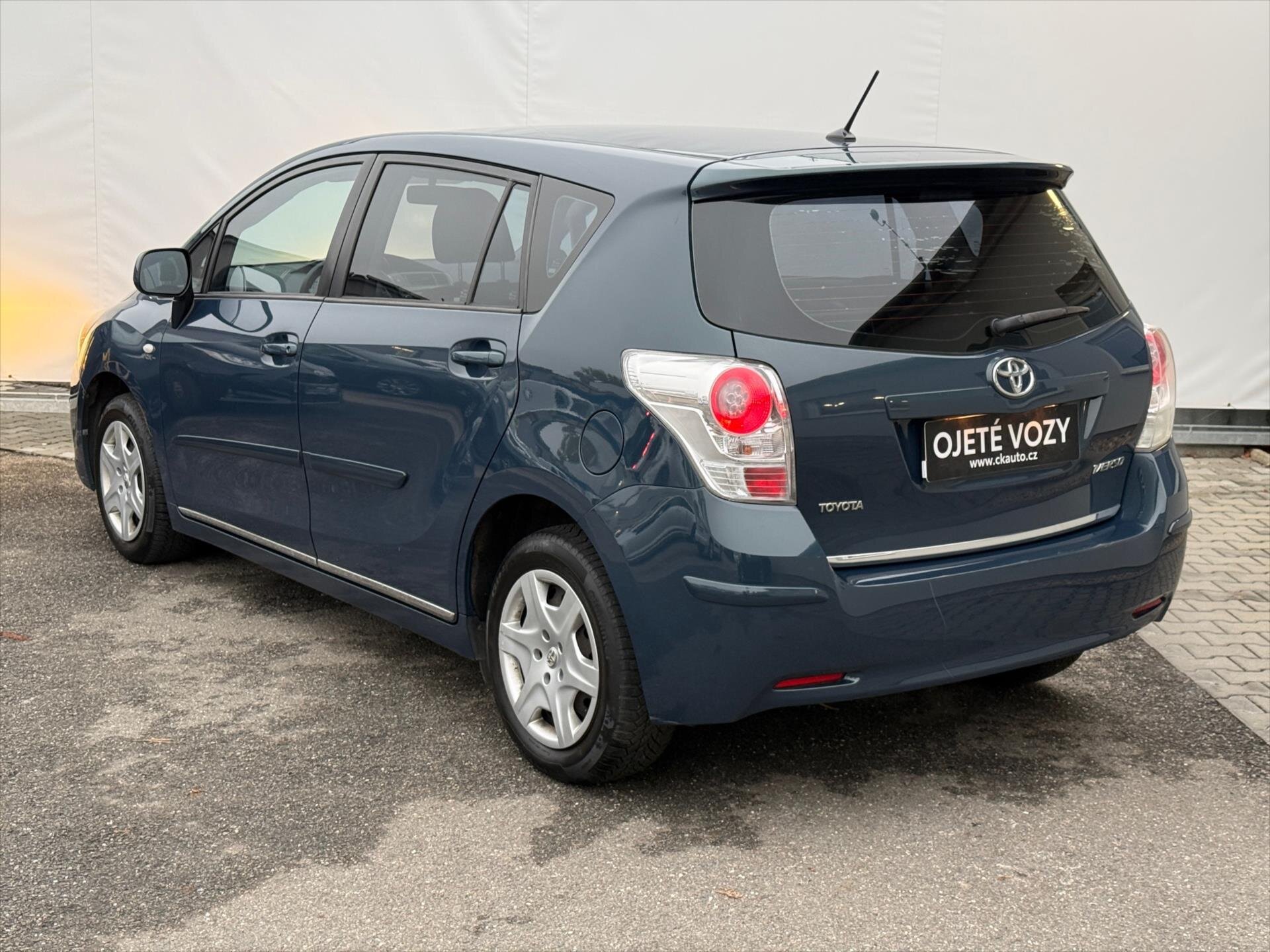 Toyota Verso MPV 1,6 l 97 kw