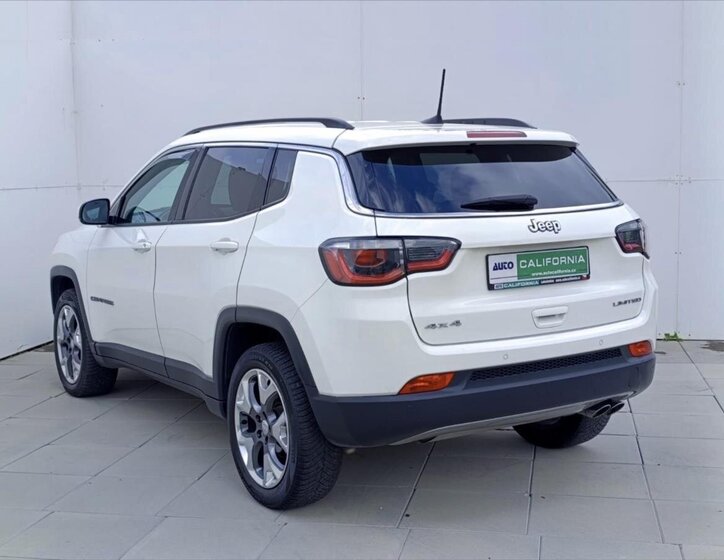 Jeep Compass SUV 2,0 l 125 kw