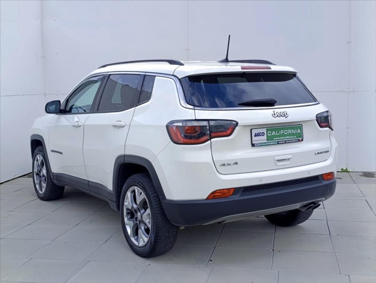 Jeep Compass SUV 2,0 l 125 kw