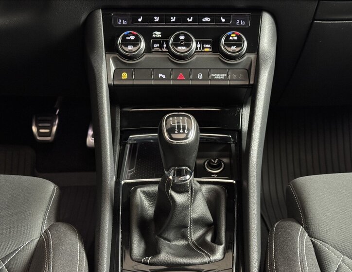 Škoda Karoq SUV / Terénní 2,0 l 110 kw