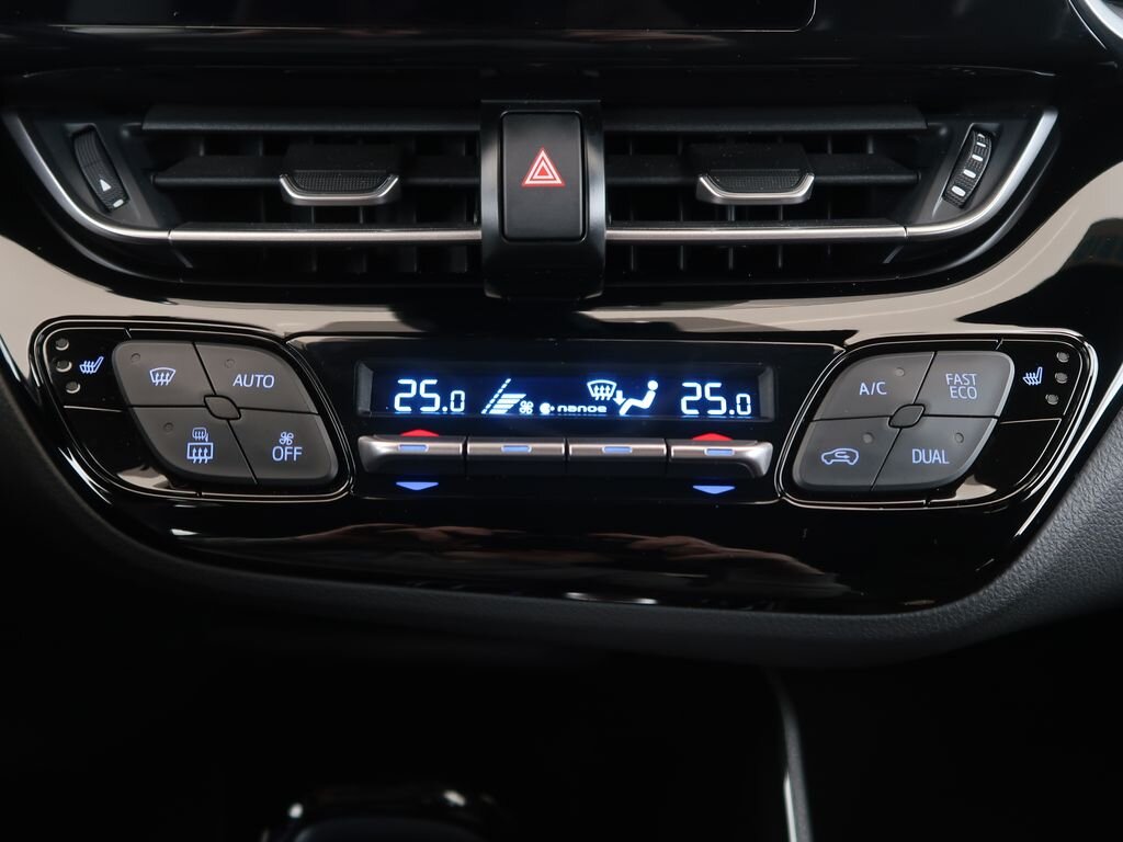 Toyota C-HR SUV 2,0 l 112 kw