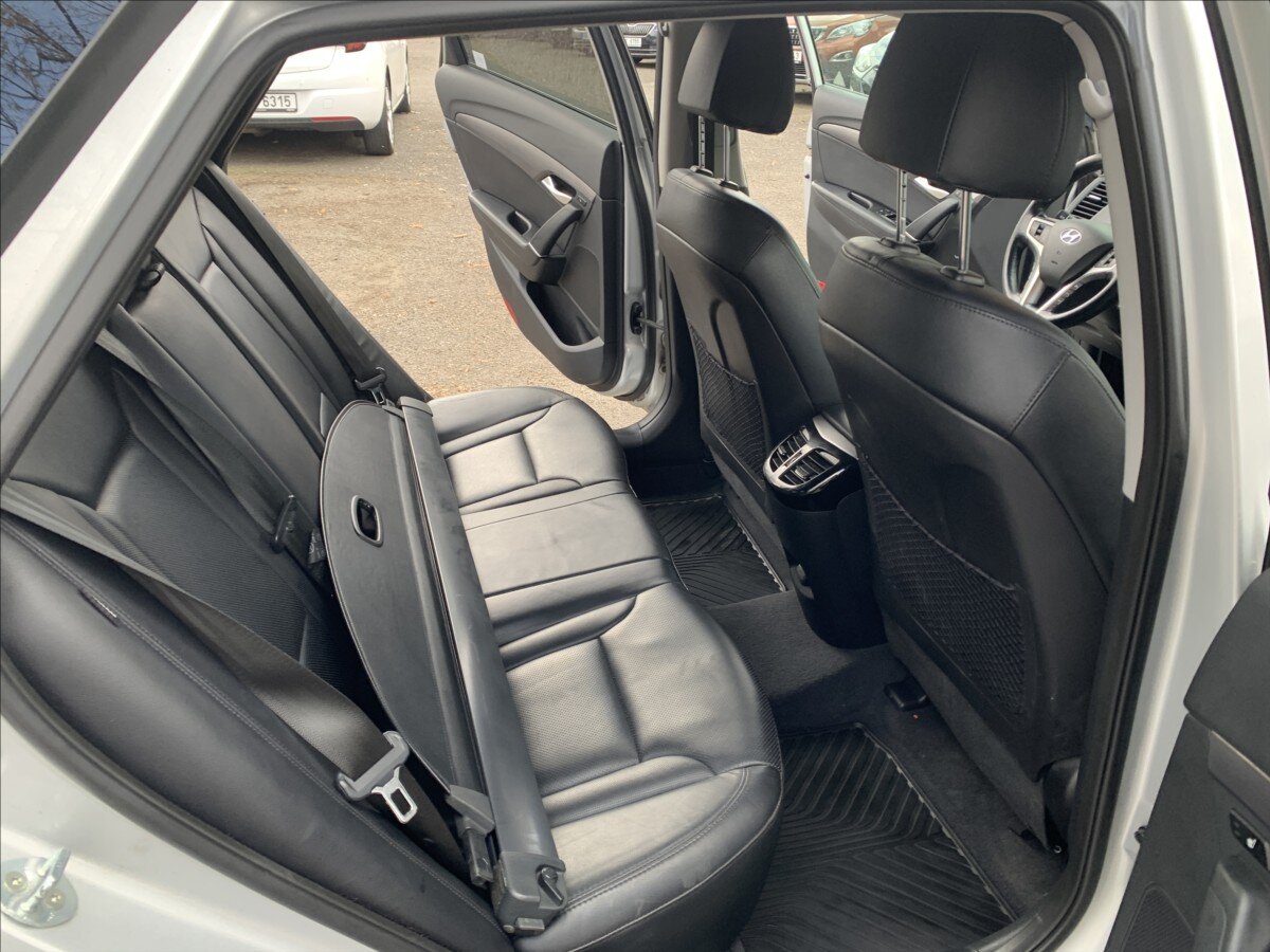 Hyundai i40 Kombi 1,7 l 100 kw