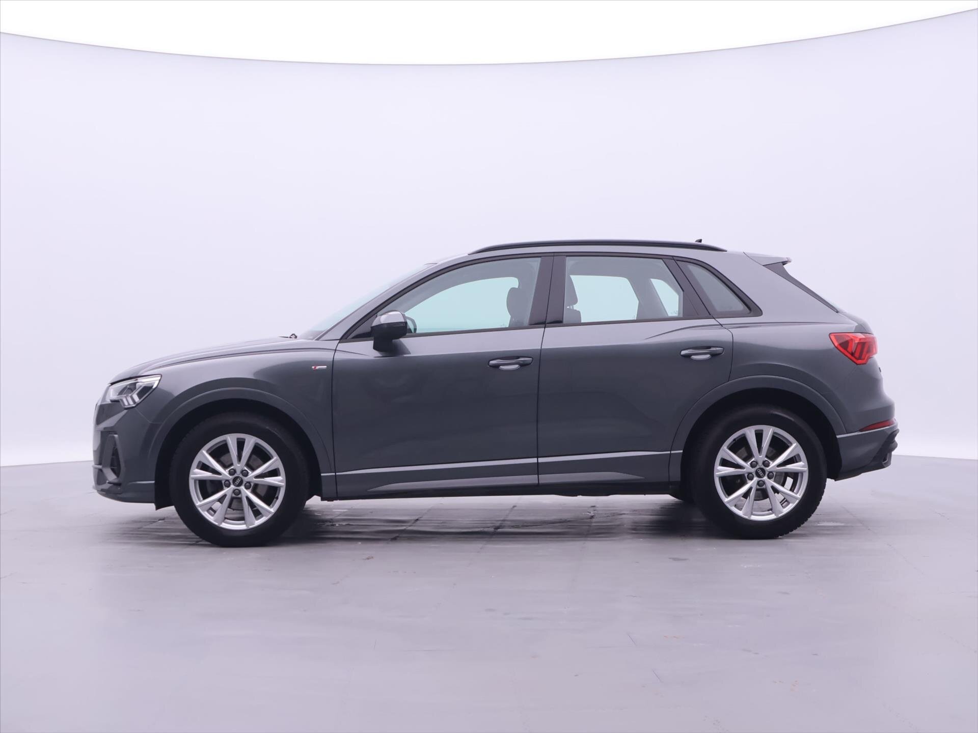 Audi Q3 SUV / Terénní 1,5 l 110 kw