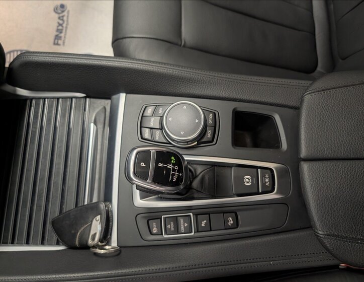 BMW X6 Sedan 3,0 l 190 kw