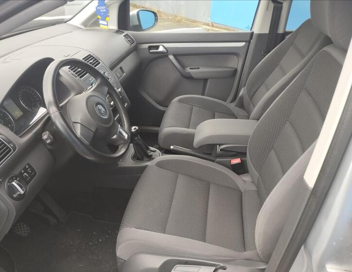 Volkswagen Touran 7