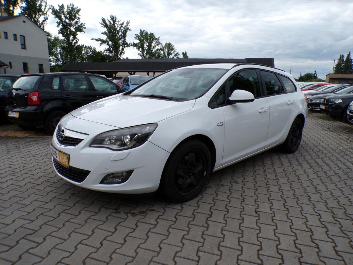 Opel Astra Kombi 1,7 l 96 kw