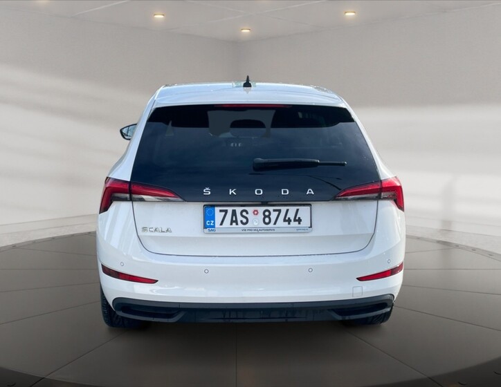 Škoda Scala 5
