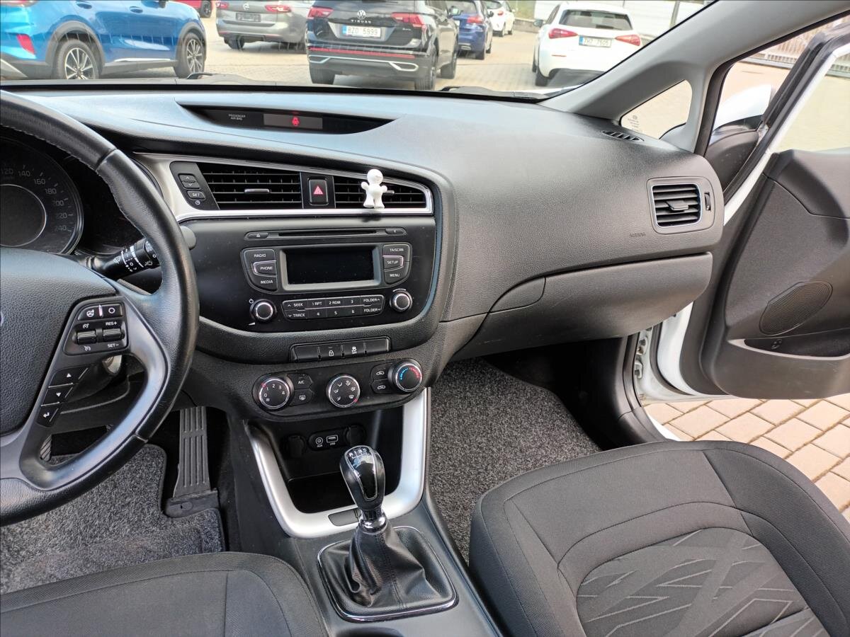 KIA Ceed Hatchback 1,4 l 73 kw