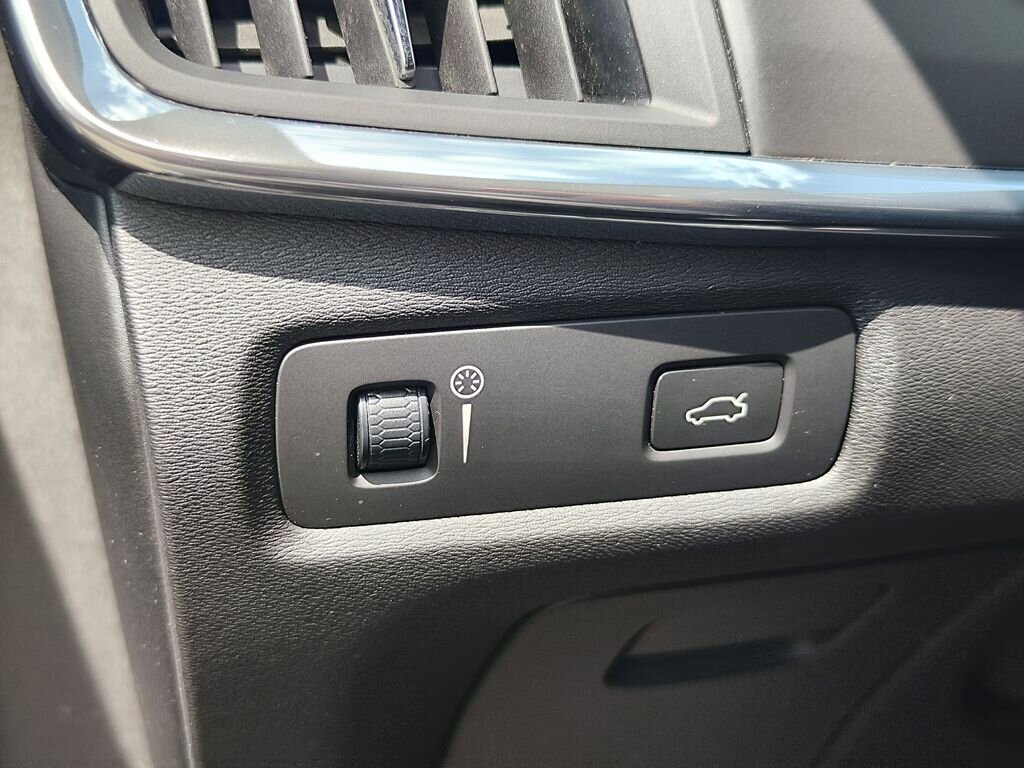 Volvo V90 Kombi 2,0 l 110 kw