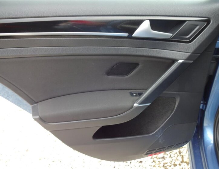 Volkswagen Golf Kombi 1,6 l 77 kw