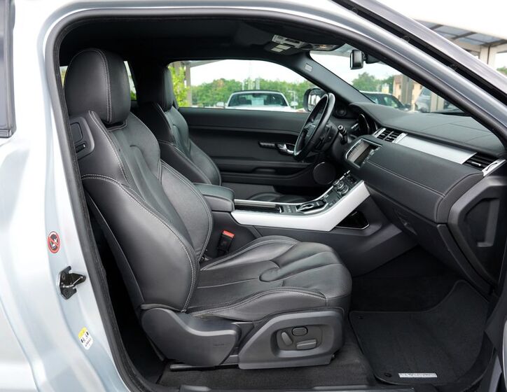 Land Rover Range Rover Evoque 29